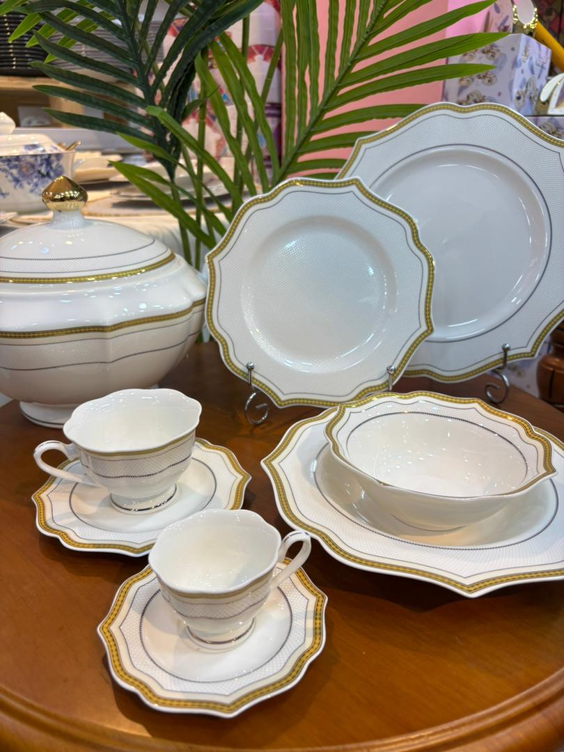 Photo00004764 LM HYM02 50PCS PORCELAIN CAFE A MANGER